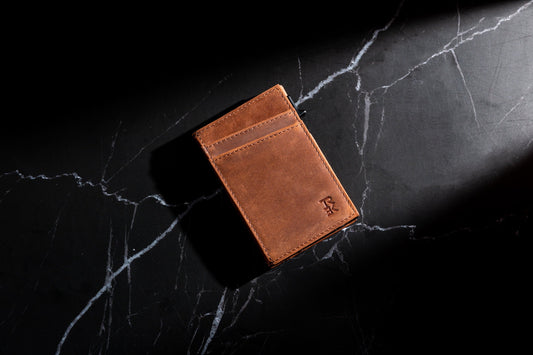 5 Essential Items Every Man Should Carry in a Minimalist Wallet